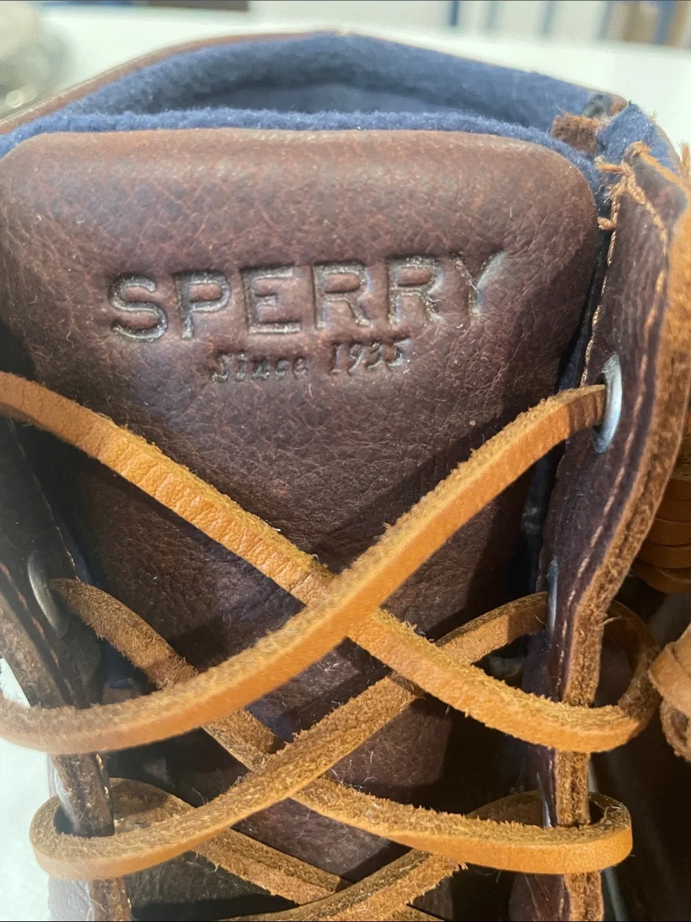 Sperry women’s duck